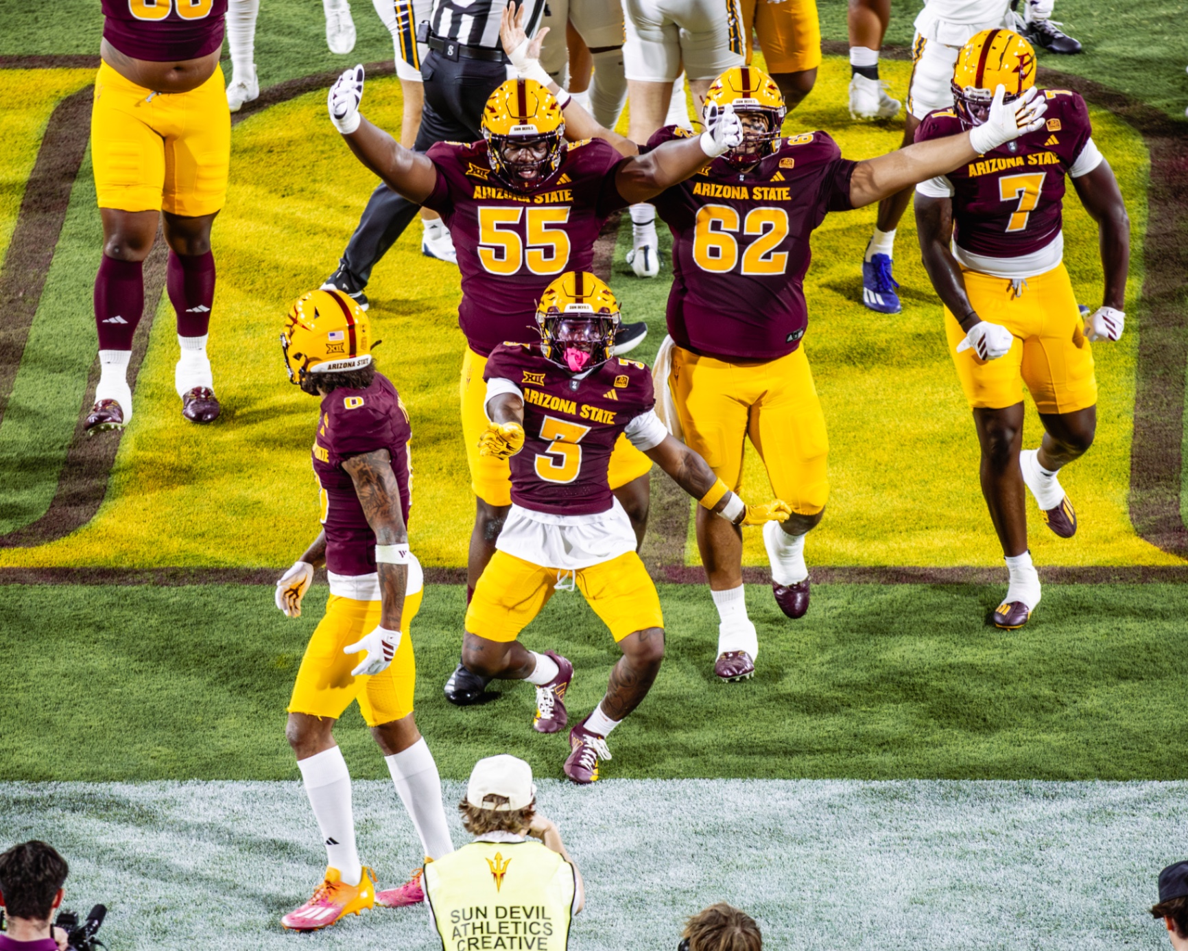 Touchdown celebration with the line